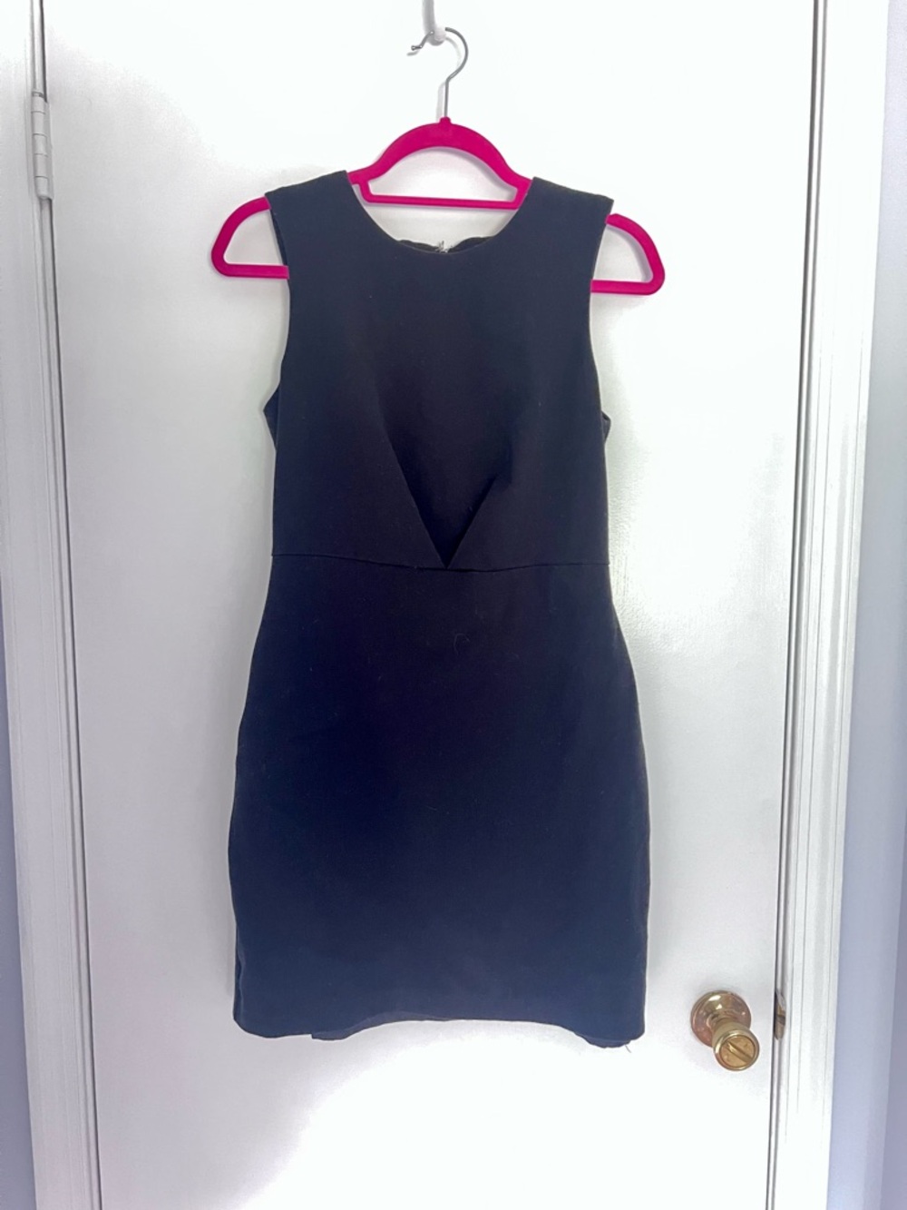 Classic Black Sleeveless Sheath Dress